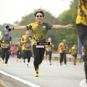 Runner Photo 6330730
