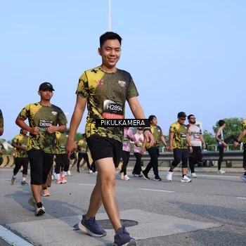 Runner Photo 6330732