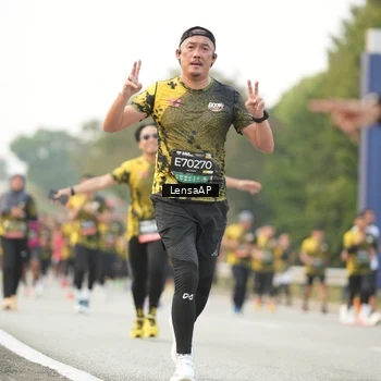 Runner Photo 6330738
