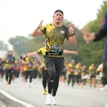Runner Photo 6330742