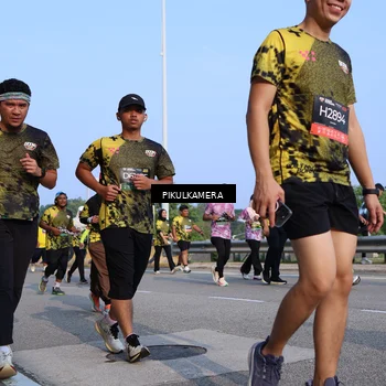 Runner Photo 6330746