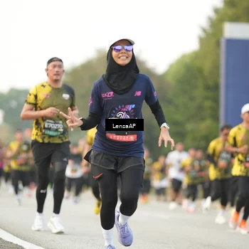 Runner Photo 6330749