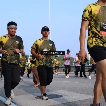 Runner Photo 6330758