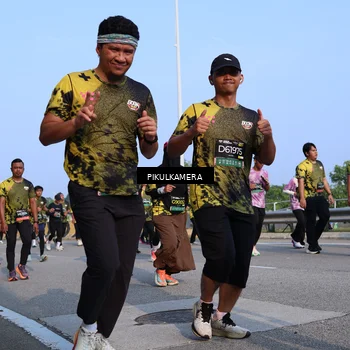 Runner Photo 6330766
