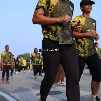 Runner Photo 6330769