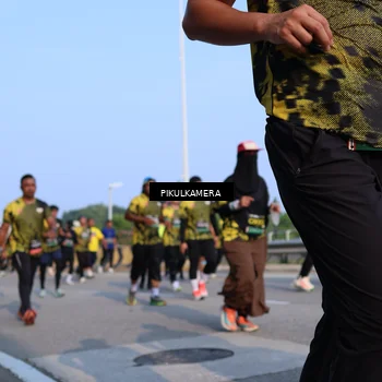 Runner Photo 6330810