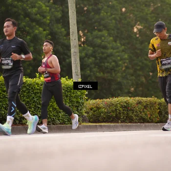 Runner Photo 6330831