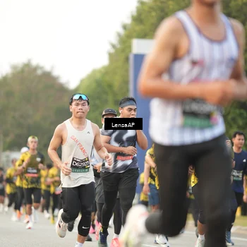Runner Photo 6330872