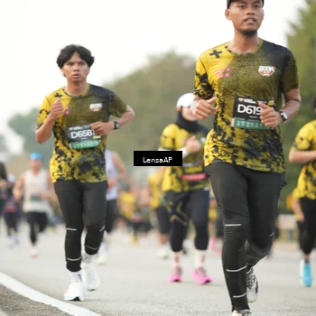 Runner Photo 6330879