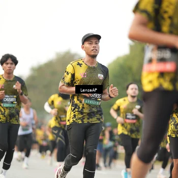 Runner Photo 6330892