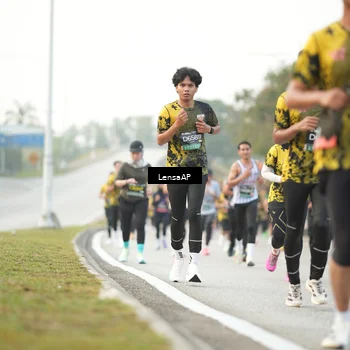 Runner Photo 6330902