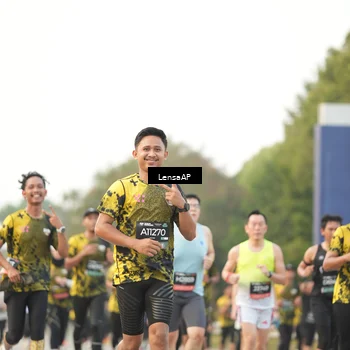 Runner Photo 6330910