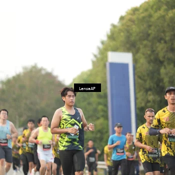 Runner Photo 6330933