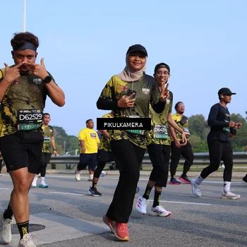 Runner Photo 6330995