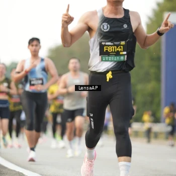 Runner Photo 6331048