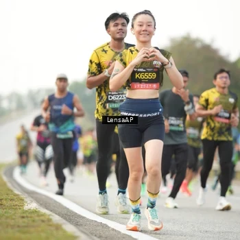 Runner Photo 6331049