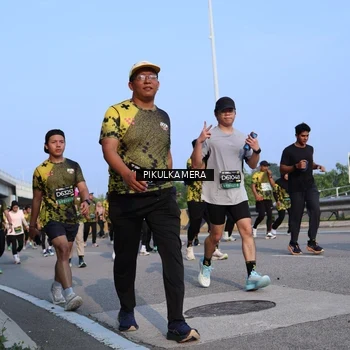 Runner Photo 6331053