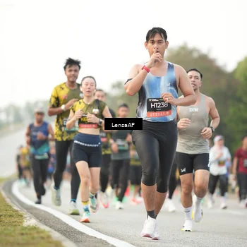 Runner Photo 6331084