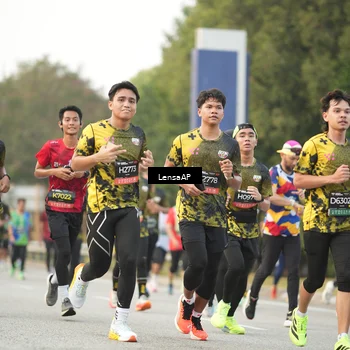 Runner Photo 6331112