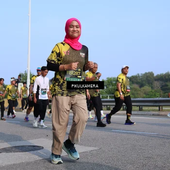 Runner Photo 6331129