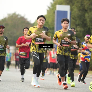 Runner Photo 6331146