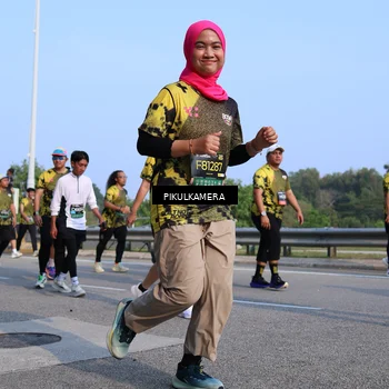 Runner Photo 6331176