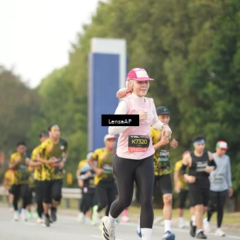Runner Photo 6331206