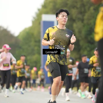Runner Photo 6331235