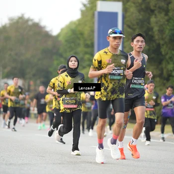 Runner Photo 6331344