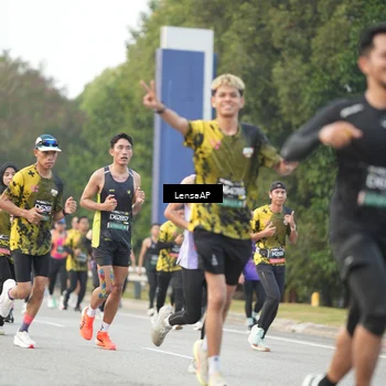 Runner Photo 6331356