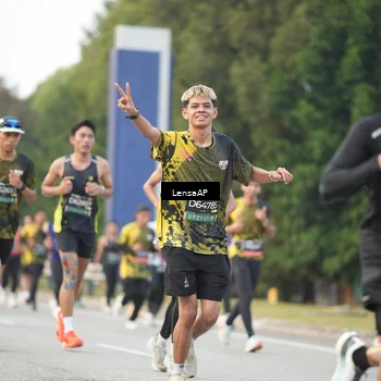 Runner Photo 6331369