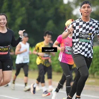 Runner Photo 6331460