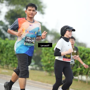 Runner Photo 6331498
