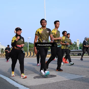 Runner Photo 6331522