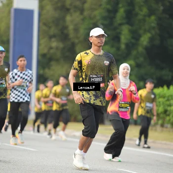 Runner Photo 6331537