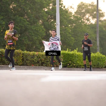 Runner Photo 6331556