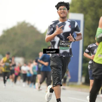 Runner Photo 6331615