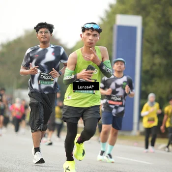 Runner Photo 6331620