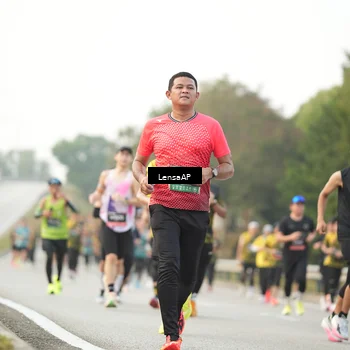 Runner Photo 6331692