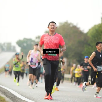 Runner Photo 6331735