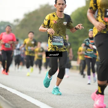 Runner Photo 6331740