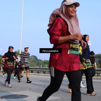 Runner Photo 6331756