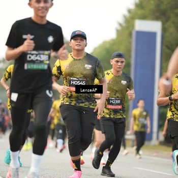 Runner Photo 6331758