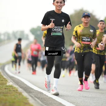 Runner Photo 6331790