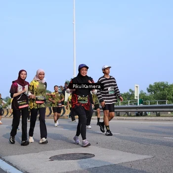 Runner Photo 6331805