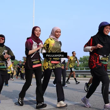 Runner Photo 6331835