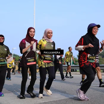 Runner Photo 6331853