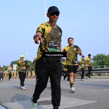 Runner Photo 6331920