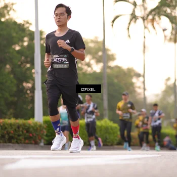 Runner Photo 6331953