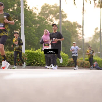 Runner Photo 6332051